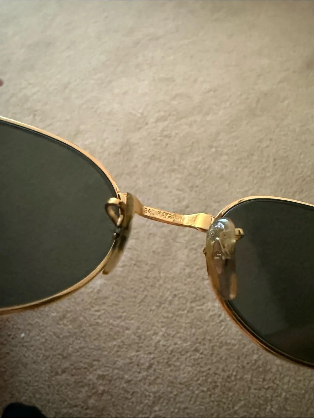 Ray-Ban (Vintage) Gold Frame Tortoiseshell Temples